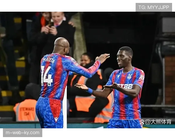 萨卡伤愈回归即造两球 欧冠赛场展现边路统治力