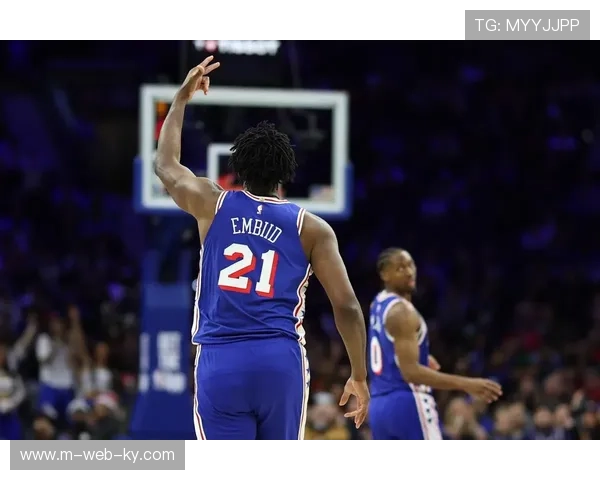 马克西在恩比德缺阵下使用率暴涨 76人进攻完全由其发起